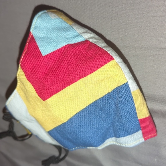 Color Block Mask - Picture 2 of 3